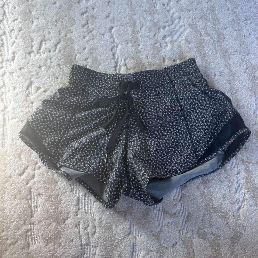 Lululemon tie-waist reflective 2.5” shorts